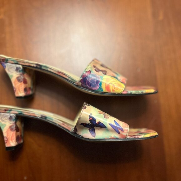 Vintage Y2K Lenticular Rainbow Butterfly Rose Floral Heels - Picture 9 of 10